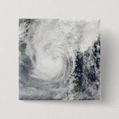 台風3号 缶バッジ (正面)