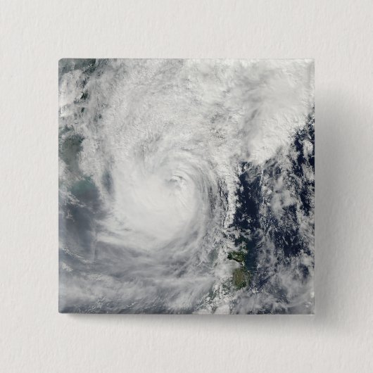 台風3号 缶バッジ (正面)