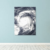 台風Nidaの太平洋海 キャンバスプリント (インサイチュ (ウッドフロア))