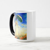 右にパラソルを置いたモネの女性 モーフィングマグカップ (正面左)