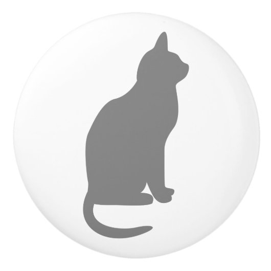 右に向かって座る灰色の猫 セラミックノブ (正面)