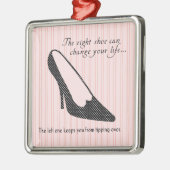 右の靴-ピンク メタルオーナメント (左)