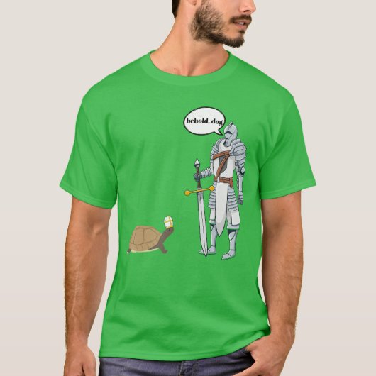 司祭の帽子をかぶったドッグファニーアート Tシャツ (正面)