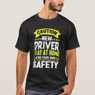 合格したドライバーが新しい運転免許証をテスト Tシャツ