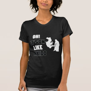 合気道のデザイン Tシャツ