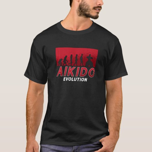 合気道の進化 武道 サムライ スポーツ ファイター 合気道 Tシャツ (正面)