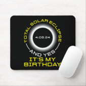 合計太陽のEclipseとYesIt#39;s誕生日Ap マウスパッド (マウス)