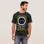 合計太陽のEclipseとYesIt#39;s誕生日Ap Tシャツ (正面フル)