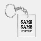 同じだが違う キーホルダー (正面左)