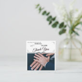 同性婚カップルの指輪をした手 エンクロージャーカード (スタンド正面)