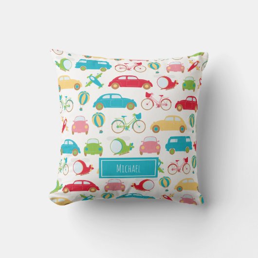 名の付いた小さな少年の車のパターン クッション (正面)