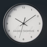 名エレガントパーソナライズされたモダン前モノグラム 壁時計<br><div class="desc">名前モノグラム時計と私たちのクエレガントリームでモダンパーソナライズされたあなたの家の装飾を高める。美しい壁の時計はコンテンポラリーtouchとシームレスに融合パーソナライズされたし、どの部屋にもスタイリッシュ機能的に追加できる。あなたの名前とモノグラムをフィーチャーし、この時計はあなたの生活宇宙に洗練と個性のtouchを追加する。ソフトクリームの色は時代を超越した魅力を醸し出し、デザインとクラシックスタイルの調和モダンを生み出している。あなたはの家飾室、リビングルーム、ベッドルームなど様々なニーズに対応するMonogram Clock in creamは、インテリアデザインの卓越とパーソナライズに対するお客様の取り組みを表す製品である。スタイルと機能性を兼ね備えたデコーエレガントドを高めモダンるパーソナライズされたCream With Name Monogram Clockは、型枠と機能を兼ね備えた家庭用家具に最適なアクセサリー。</div>