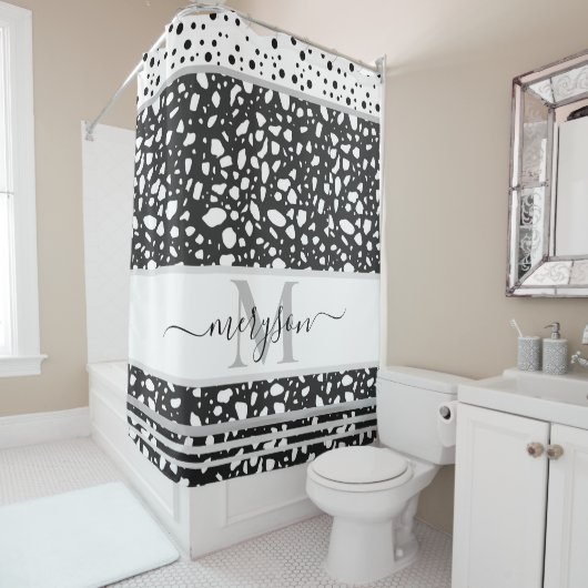 名エレガント前と白モノグラムのと黒 シャワーカーテン (インサイチュ)