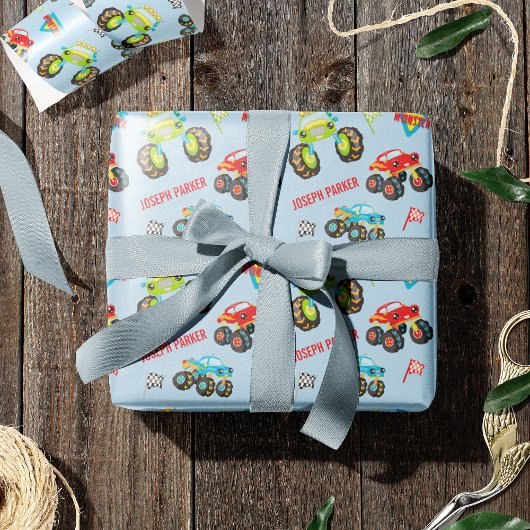 名カラフル前の小さな少年モンスタートラック ラッピングペーパー