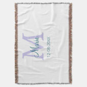 名シンプルミニマル前モノグラム紫の緑の日付を追加 スローブランケット (正面縦)