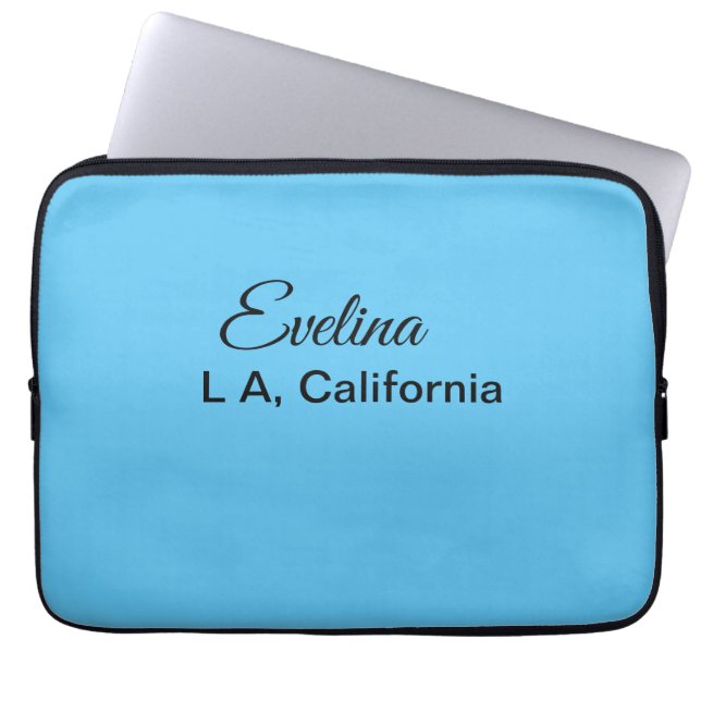 名シンプル前の追加ミニマル文字プレイスシティクスト ラップトップスリーブ (正面)