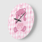 名パーソナライズされたガーリー前と日付のテディ・ベア ラージ壁時計 (傾斜)