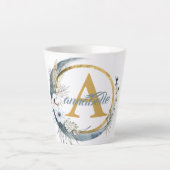 名パーソナライズされた前とイニシャルラテMag カフェラテマグ (正面)