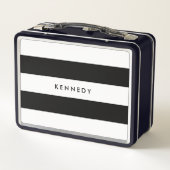 名パーソナライズされた前を白黒に追加すストライプる メタルランチボックス (裏面)