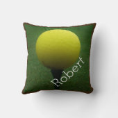 名パーソナライズされた前イエローゴルフボール クッション (裏面)