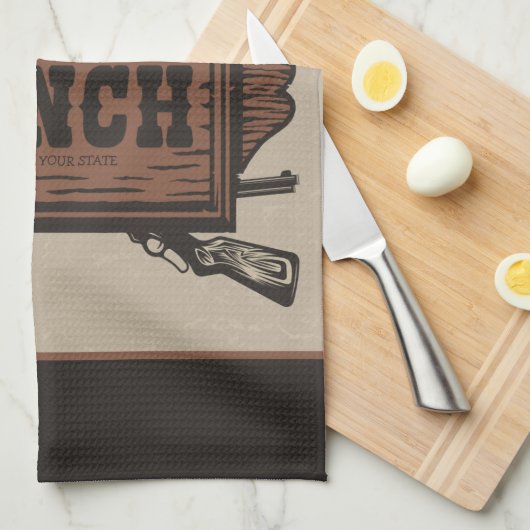 名パーソナライズされた前カウボーイガンズウェスタンランチサイン キッチンタオル (四つ折り)