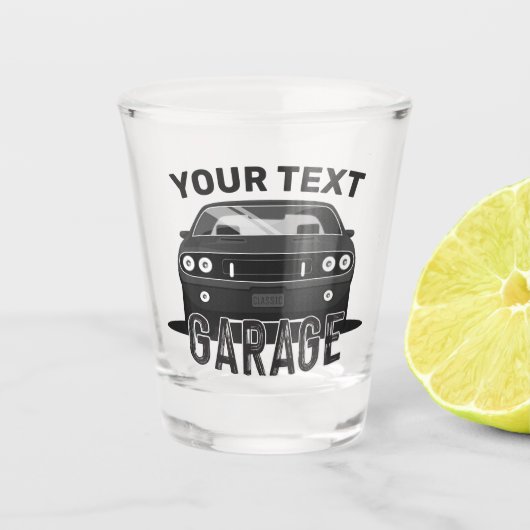 名パーソナライズされた前クラシック名マッスルカーガレージレトロ ショットグラス (正面)