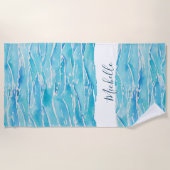 名パーソナライズされた前ビーチ波水色ノベルティ ビーチタオル (正面)