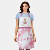 名パーソナライズされた前ピンクフラワーフローラベーキング エプロン (着用した状態)