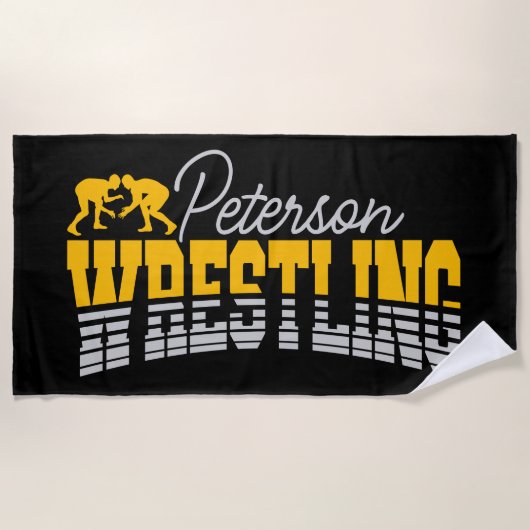 名パーソナライズされた前レスリングスクールチームレスラー ビーチタオル (正面)