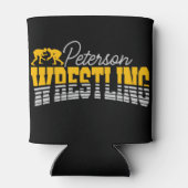 名パーソナライズされた前レスリングスクールチームレスラー 缶クーラー (裏面)