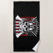 名パーソナライズされた前兵士スカルデュアルガン米国国旗 ビーチタオル (正面)