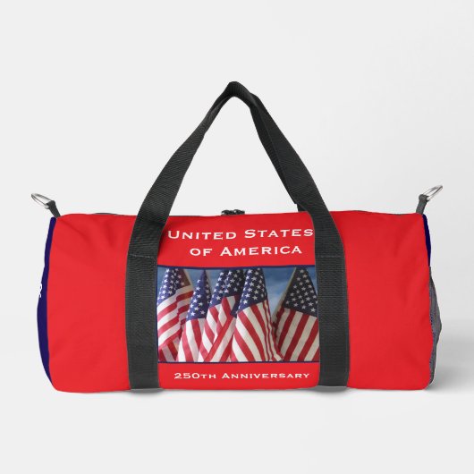 名パーソナライズされた前250周年記念USAフラグ ダッフルバッグ (正面)