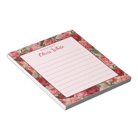 名パーソナライズされた前 メモ帳のデスクから| ノートパッド (アングル)