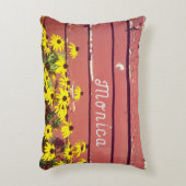 名パーソナライズされた前(木素朴と花) アクセントクッション (正面(垂直))