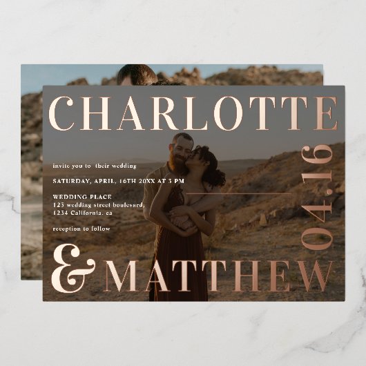 名モダンはっきりした2枚の写真を重ねて結婚バラ 箔招待状 (正面/裏面)