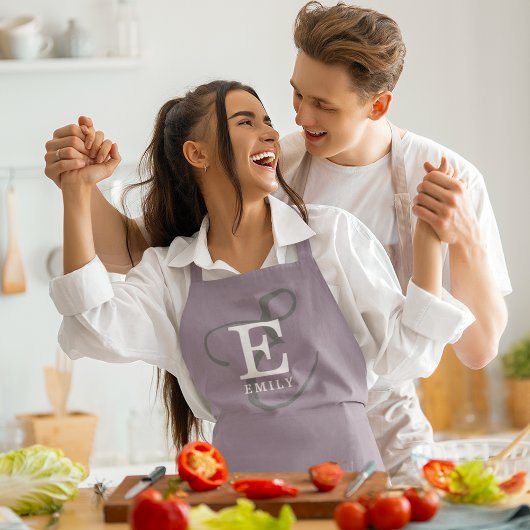 名ユニークスタイリッシュ前とモノグラムタイポグラフィ紫 エプロン