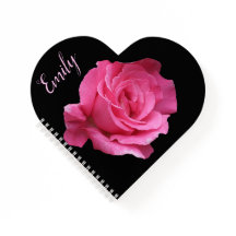 名前がカスタマイズできるエミリーのプリティーなピンクのバラの花柄ノート