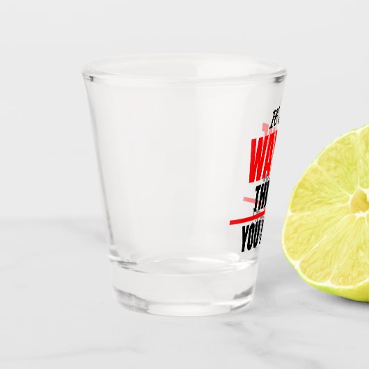 名前が分からないようなことを ショットグラス (左)