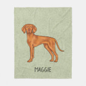 名前が緑のハンガリービズラキュートポインタードッグ フリースブランケット (正面)