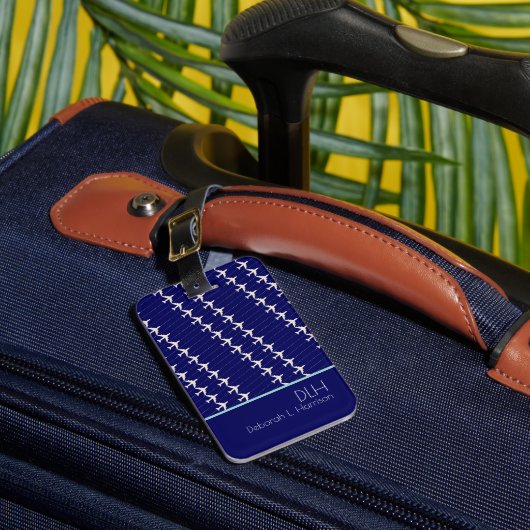 名前とイニシャルの白い空エレガント機 ラゲッジタグ (正面インサイチュ1)