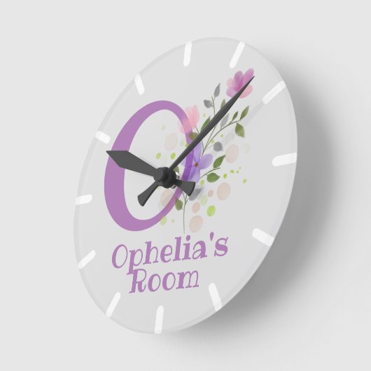 名前とイニシャルを持つフローラデザインの時計 ラウンド壁時計 (傾斜)