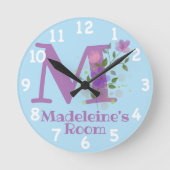 名前とイニシャルを持つフローラデザインの時計 ラウンド壁時計 (正面)