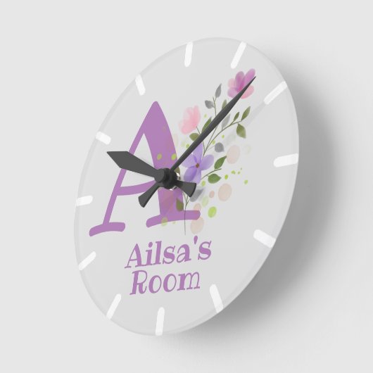 名前とイニシャルを持つフローラデザインの時計 ラウンド壁時計 (傾斜)