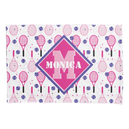 名前とイニシャル付き、ピンクとパープルのテニスラケット 枕カバー (正面)