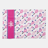 名前とイニシャル、ピンクと紫のテニスラケット キッチンタオル (横)