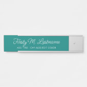 名前とタイトル書道 – ティール(緑がかった色)の色を編集できる サインプレート (正面)