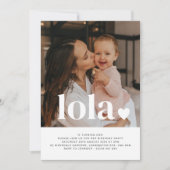 名前とハートの写真付きファーストバースデー招待状 招待状 (正面)