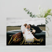 名前とメッセージが入ったハッピー・ニュー・イヤー写真 ゴールド 箔シーズンカード (立ち正面)