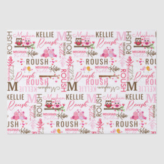 名前とモノグラムのコラージュを持つ愛の鳥 薄葉紙