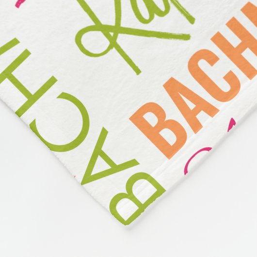 名前とモノグラムのコラージュを持つ黄色のオレンジ色のフクロウ フリースブランケット (角)